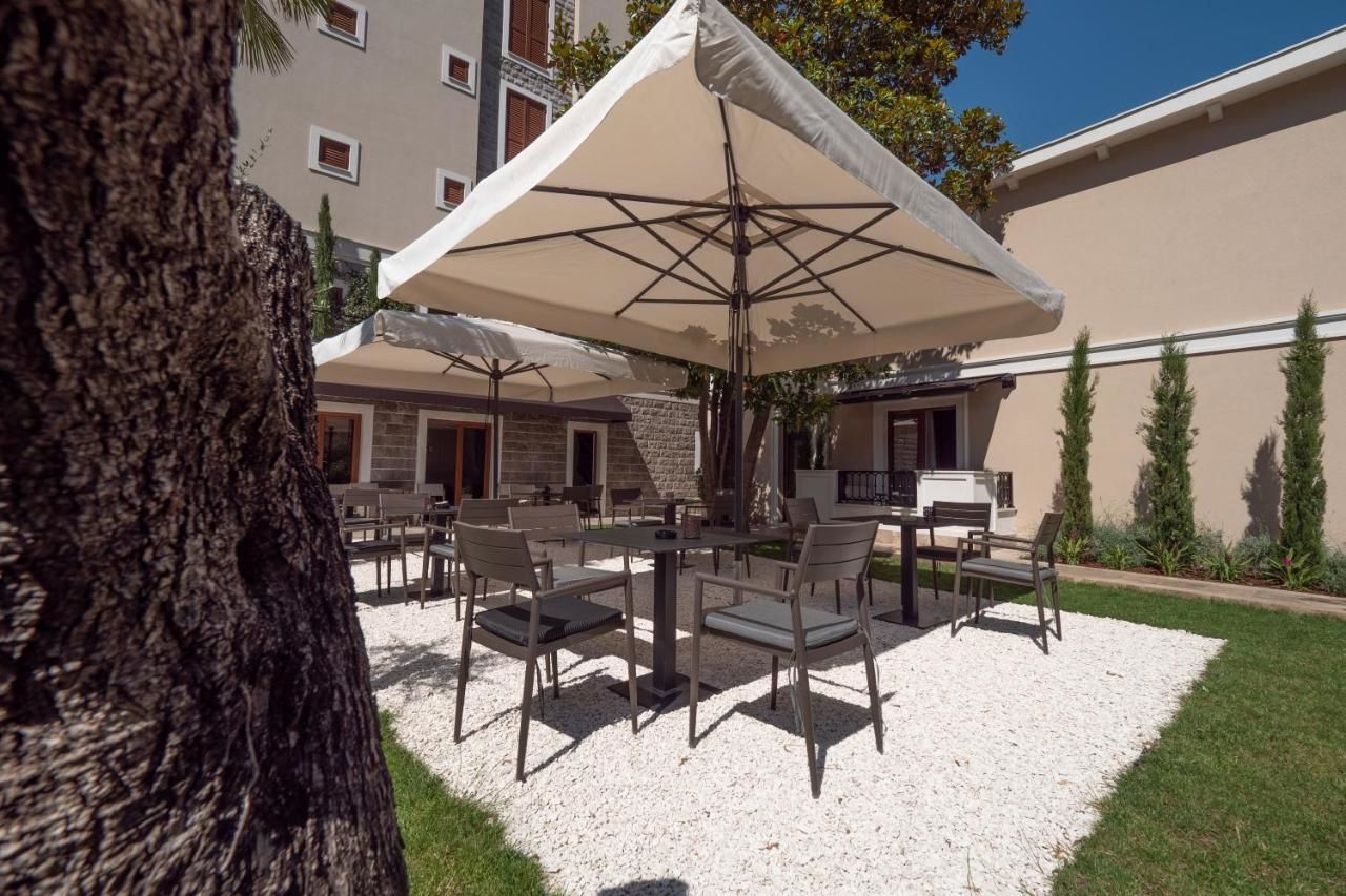 Гостевой дом Hotel Vela Будва-11